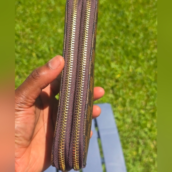 Louis Vuitton Checkered Brown Damier Ebene Wallet Women Double Zip Wrist Strap - Picture 11 of 14